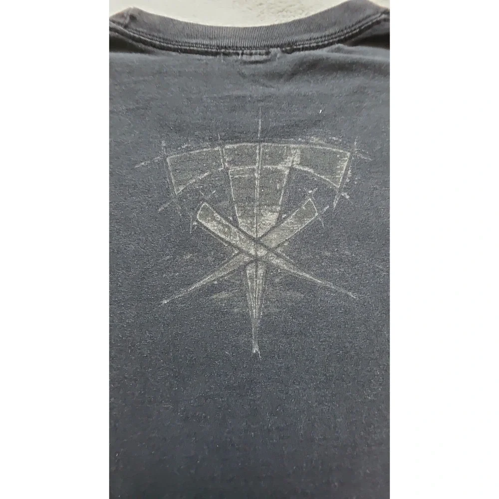 143-Undertaker XL 21.5  x 29